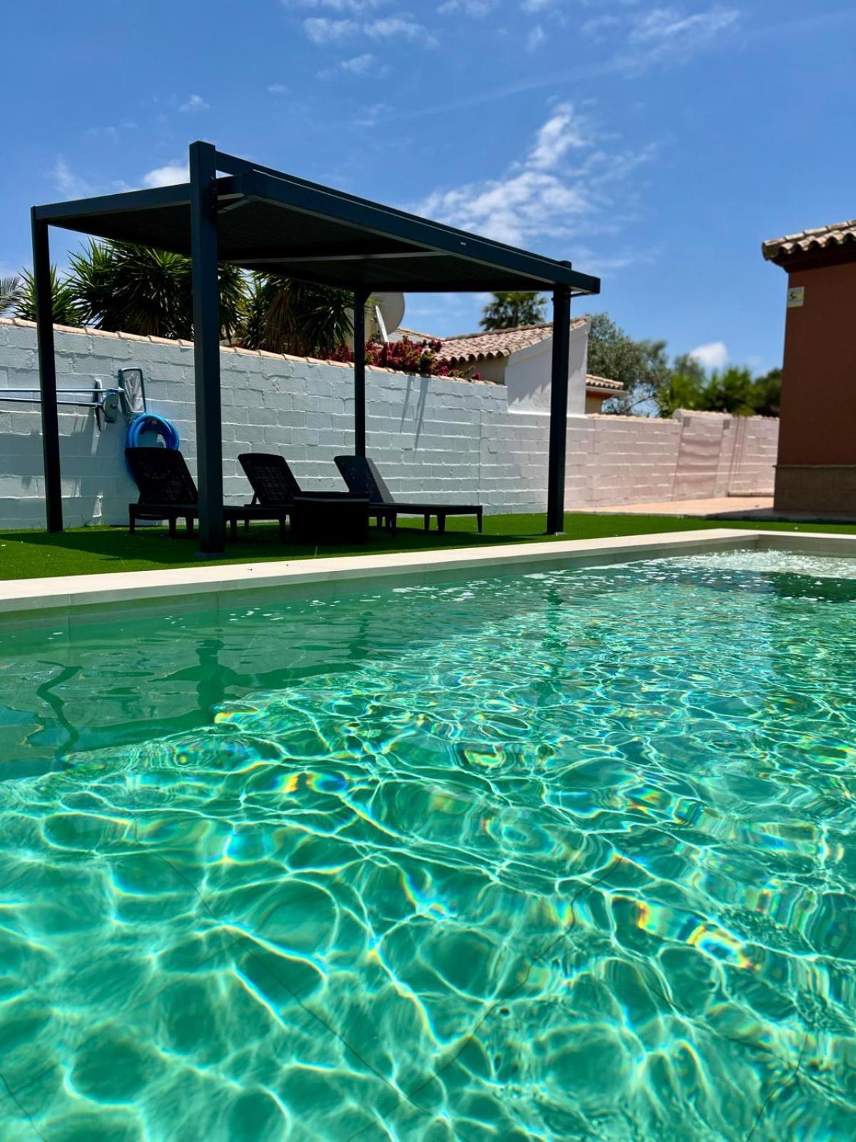 Chalet Wanderlust Chiclana de la Frontera Exterior photo